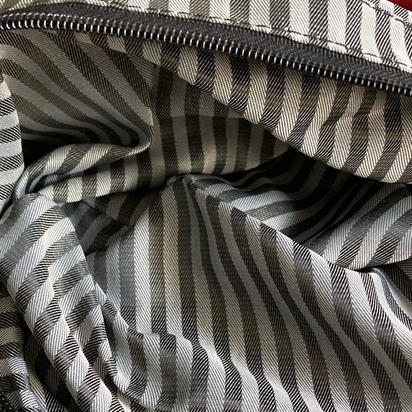 Genuine Leather Purse - Picture 5 of 7